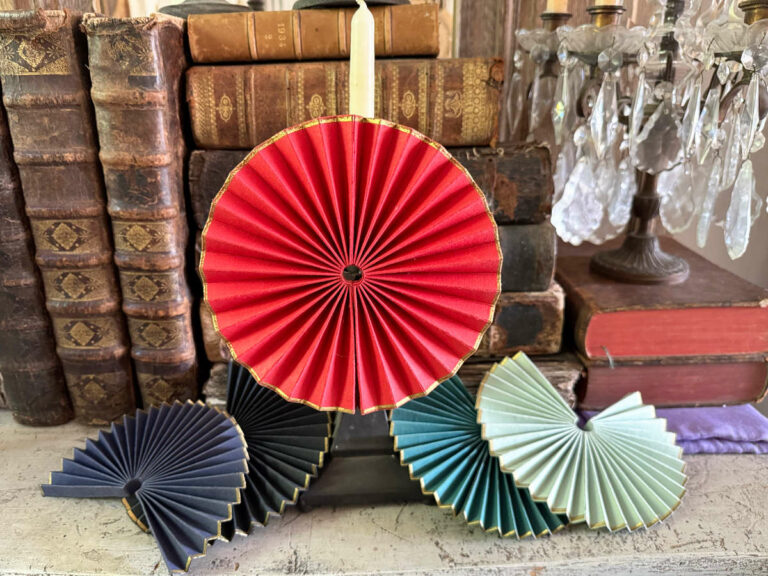 Ecran "Flabellum" 18cm filet or, avec clip