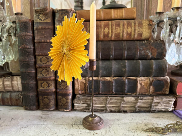 "Sunray" flabellum Screen with Clip - Image 3
